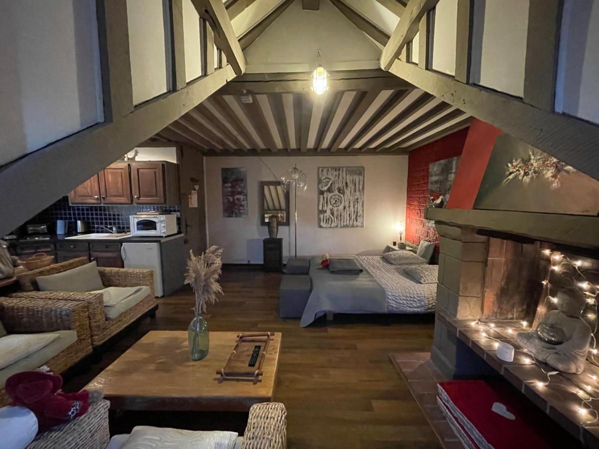 Au Coeur De Sainte Catherine Honfleur Exterior foto